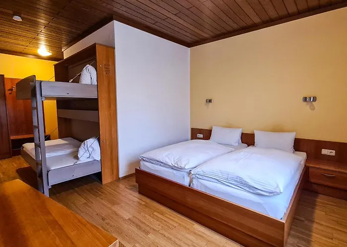 Weissl Otel Attnang-Puchheim